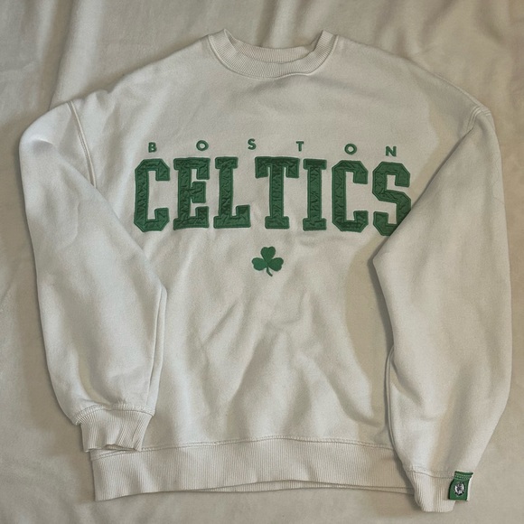 Pull&Bear Sweaters - Boston Celtics White and Green Sweater